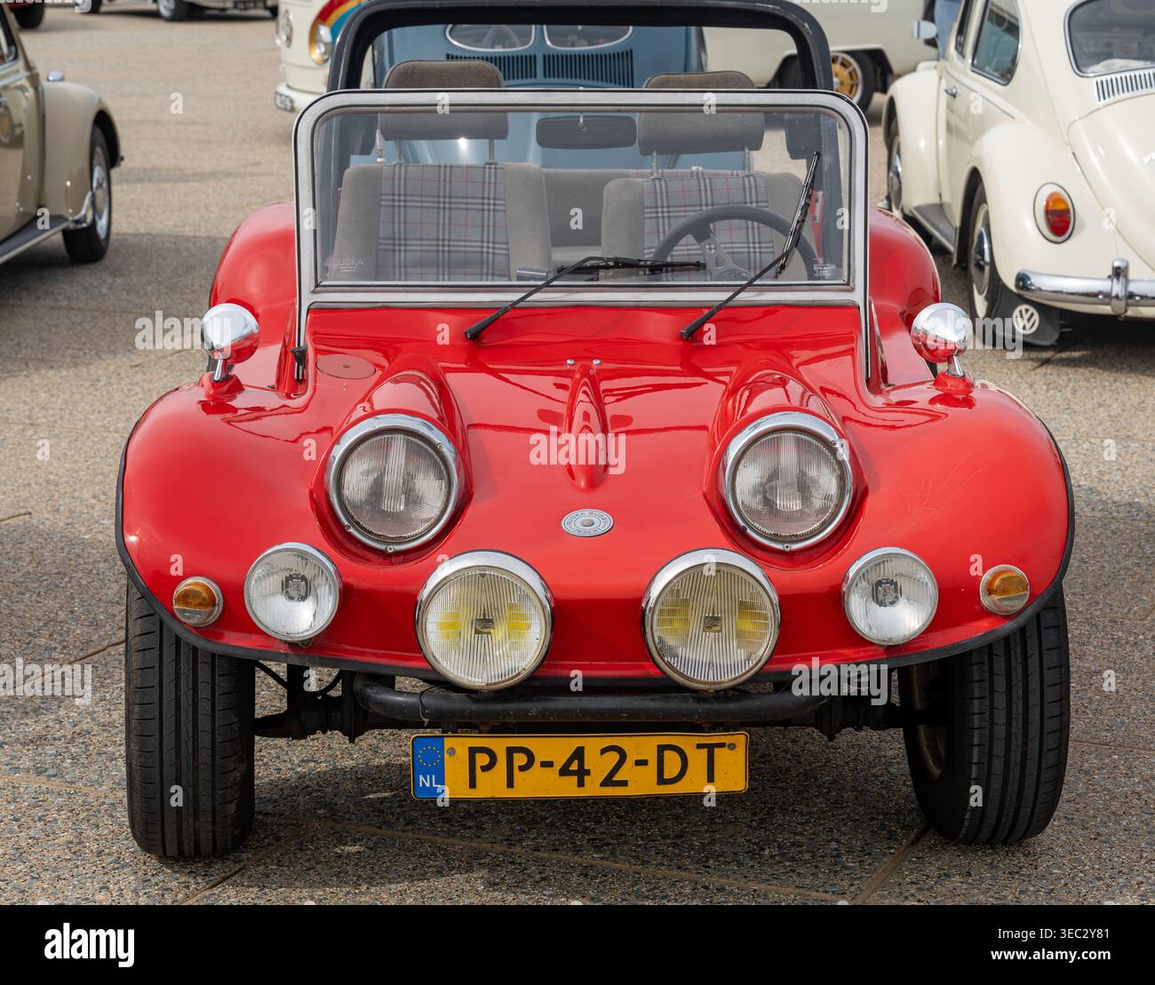 Katwijk aan Zee, pays-Bas, 11.04.2026, Volkswagen Ruska Beach Buggy à l'ancien spectacle de minuterie Banque D'Images