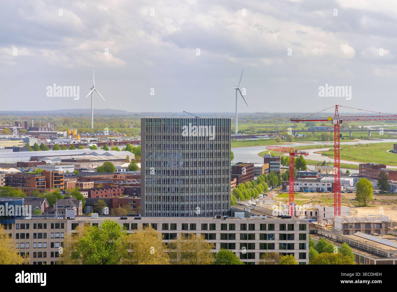 Vue aérienne des bureaux, maisons, chantier et aire industrielle à Arnhem, les Nertherlands Banque D'Images