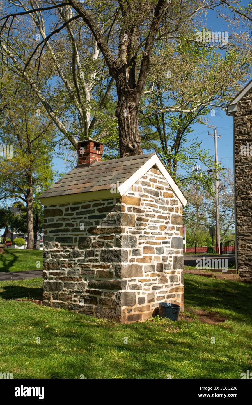 Pottstown, Pennsylvanie, États-Unis – 27 avril 2026 - terrains et extérieur du manoir John Potts, une maison historique en pierre du XVIIIe siècle associée à EA Banque D'Images