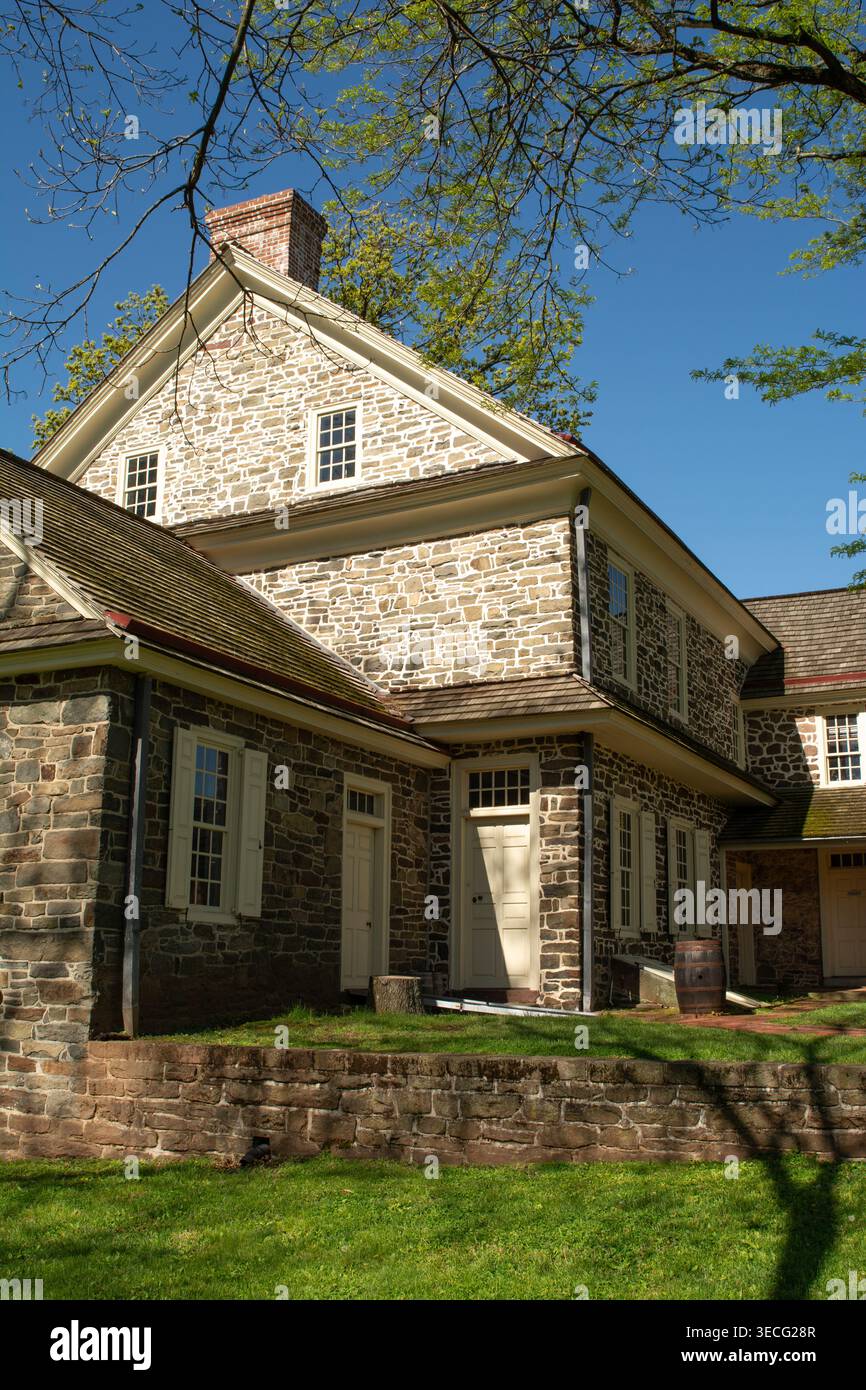 Pottstown, Pennsylvanie, États-Unis – 27 avril 2026 - terrains et extérieur du manoir John Potts, une maison historique en pierre du XVIIIe siècle associée à EA Banque D'Images