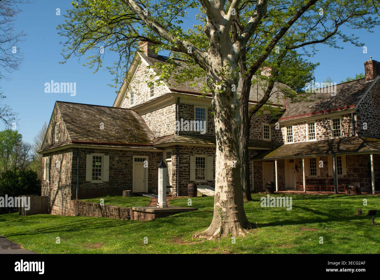 Pottstown, Pennsylvanie, États-Unis – 27 avril 2026 - terrains et extérieur du manoir John Potts, une maison historique en pierre du XVIIIe siècle associée à EA Banque D'Images