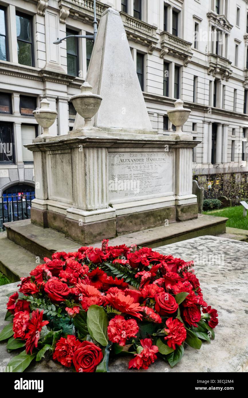 La tombe d'Alexander Hamilton se trouve dans le cimetière de Trinity Church, New York City, États-Unis 2026 Banque D'Images