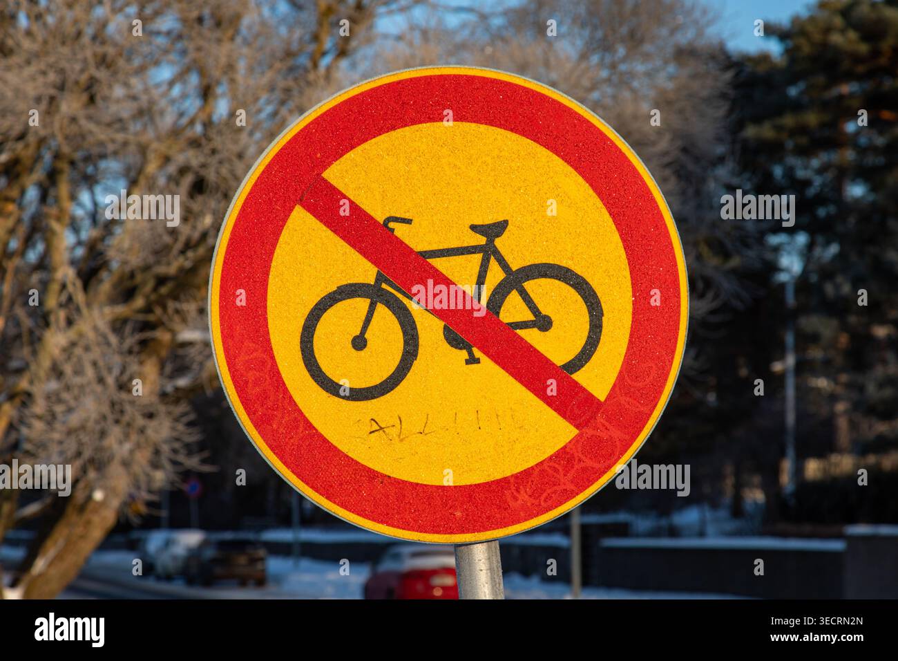 Pas de panneau cycliste dans le district de Munkkiniemi à Helsinki, Finlande Banque D'Images