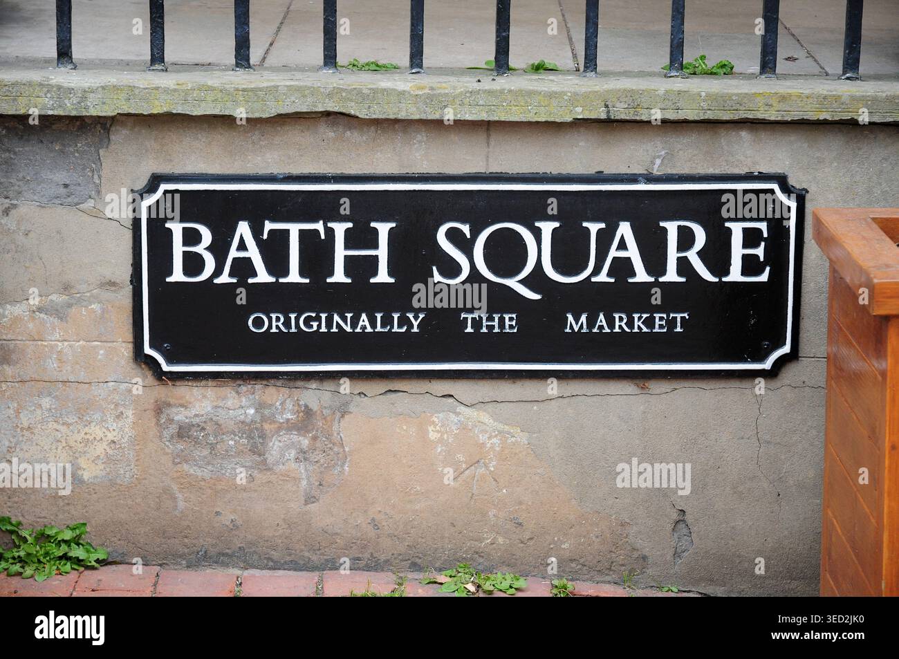 `signe pour Bath Square, formellement le marché, les culottes, Royal Tunbridge Wells. Banque D'Images