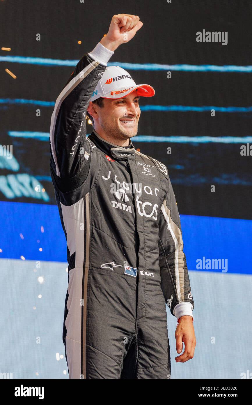 Mitch Evans (NZL, Jaguar TCS Racing) ; vainqueur, première place, médaille d'or; cérémonie de remise des prix, 03.05.2026, Berlin (Allemagne), Motorsport, Championnat du monde ABB FIA Formula E, Berlin E-Prix 2026 Banque D'Images