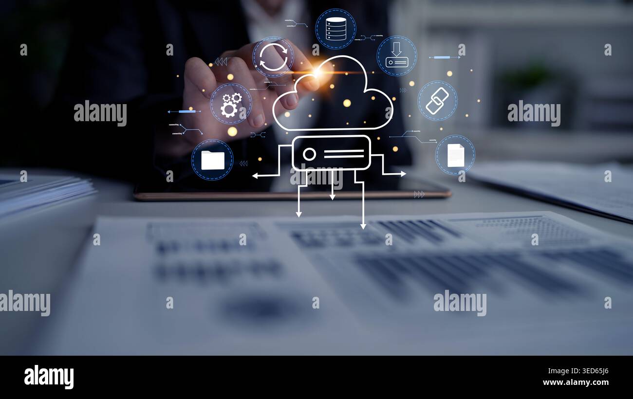 Un écosystème de services de stockage et de synchronisation des données dans le cloud. Concept de cloud computing pour le stockage, la sauvegarde et le partage de fichiers sur plusieurs appareils. Motif Banque D'Images
