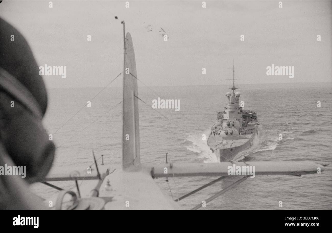 HMS Renown de Scapa Flow avril 1941.   Document historique, période de la seconde Guerre mondiale Banque D'Images