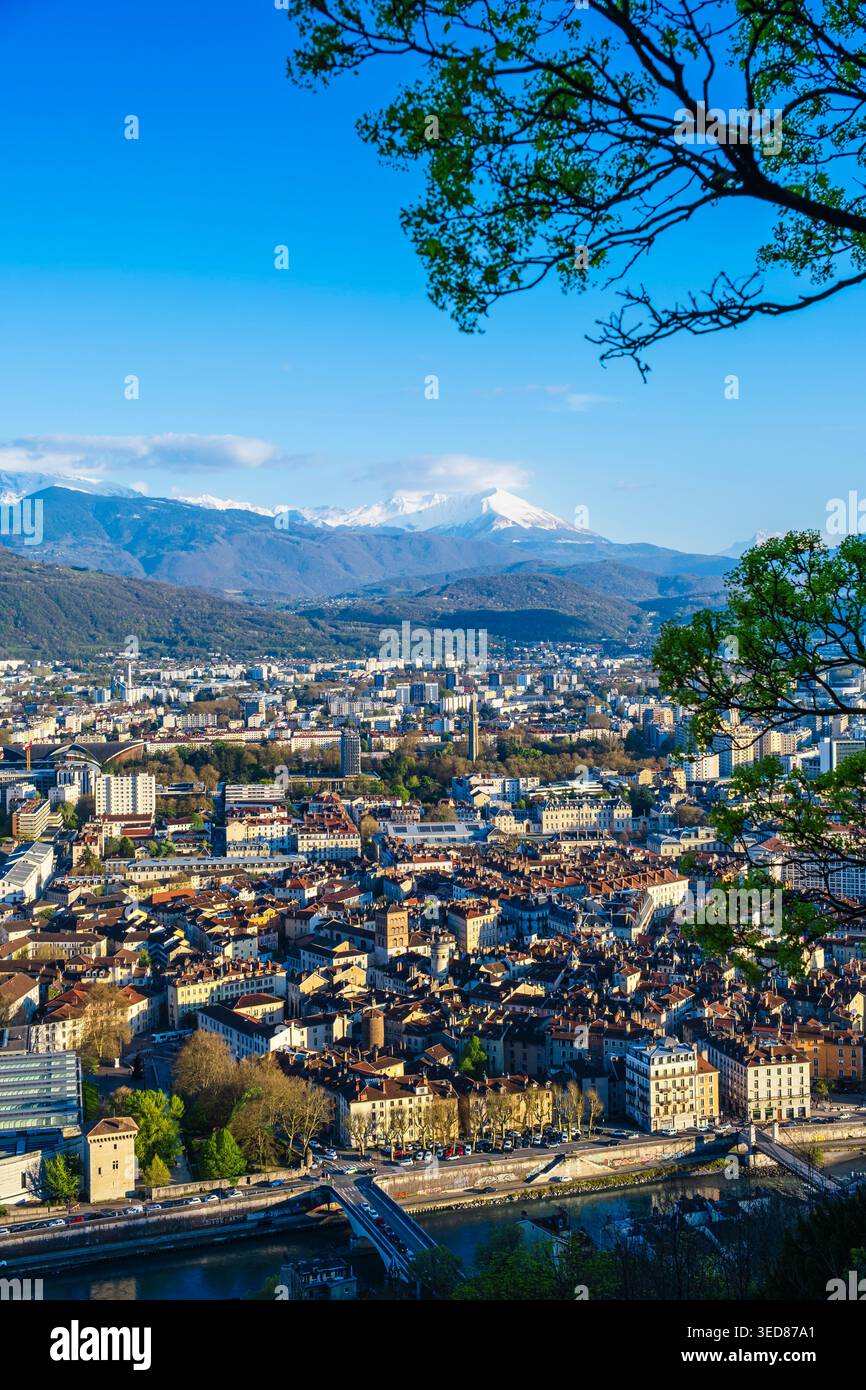 France, Isère, Grenoble, vue sur la vieille ville depuis la forteresse Bastille Banque D'Images