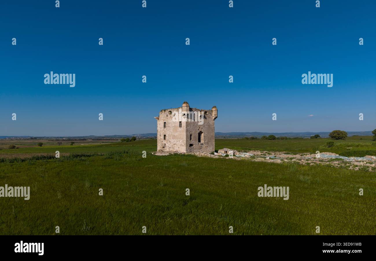 Vue aérienne du manoir de Cezayirli Hasan Pacha sur la côte des Dardanelles à Canakkale, Turquie, architecture du patrimoine ottoman Banque D'Images