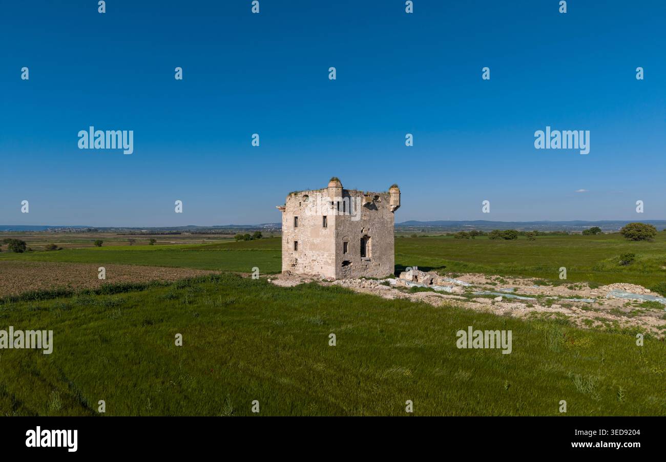 Vue aérienne du manoir de Cezayirli Hasan Pacha sur la côte des Dardanelles à Canakkale, Turquie, architecture du patrimoine ottoman Banque D'Images