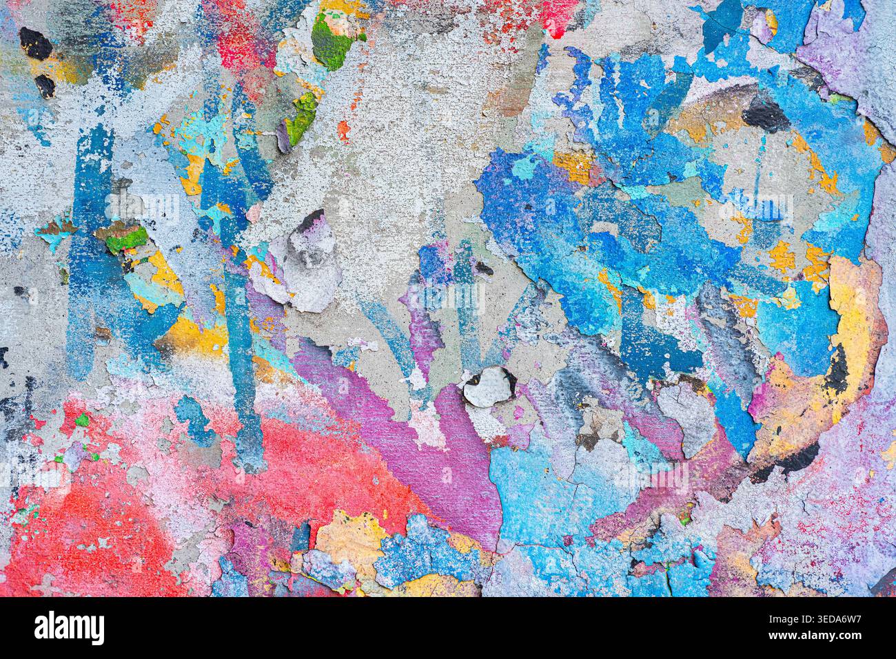 Mur vieilli avec de la peinture colorée. Banque D'Images