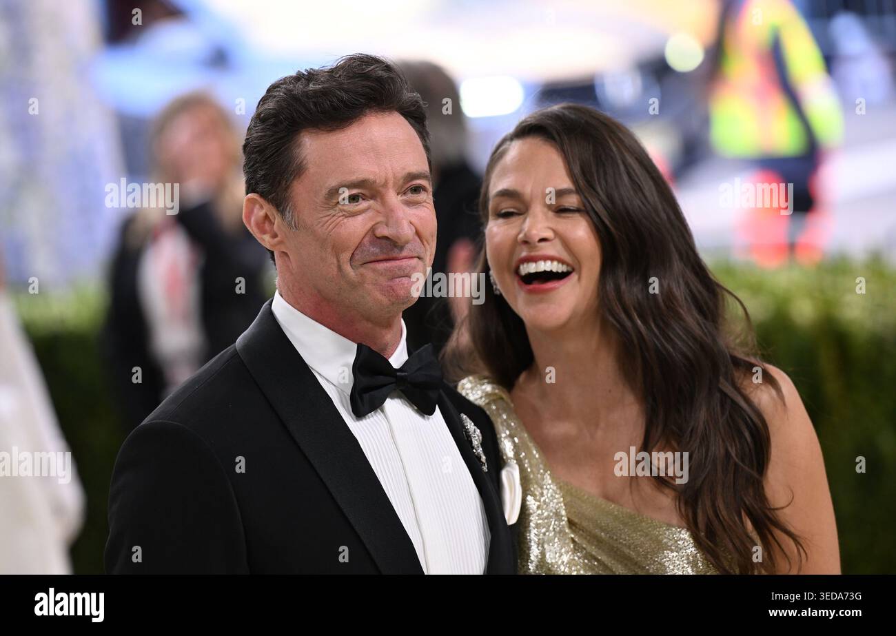 Hugh Jackman et Sutton Foster participant au Metropolitan Museum of Art costume Institute bénéficient du Gala 2026 à New York, États-Unis. Date de la photo : lundi 4 mai 2026. Banque D'Images