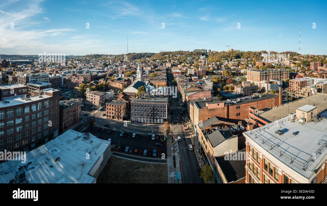 Vue aérienne du district Over-the-Rhin à Cincinnati, Ohio Banque D'Images