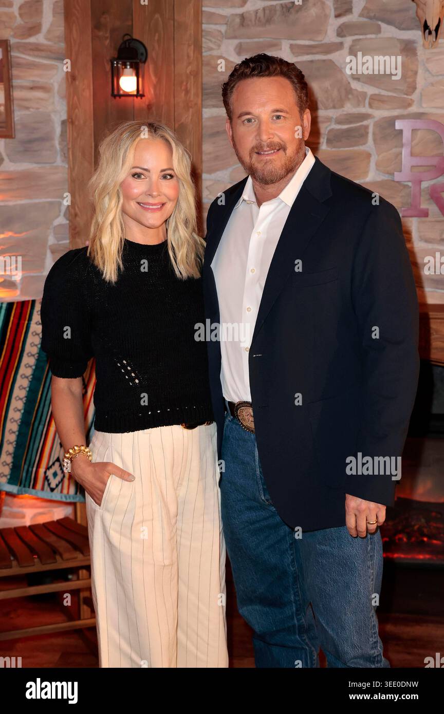Cynthia Daniel et Cole Hauser à la projection spéciale de la série Paramount+ 'Dutton Ranch' au cinéma Delphi-Filmpalast am Zoo. Berlin, le 7 mai 2026 Banque D'Images