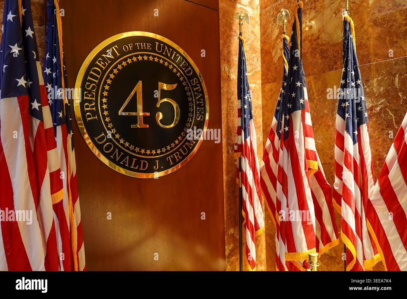 L'intérieur de la Trump Tower comprend des restaurants et des magasins, New York City, États-Unis, 2026 Banque D'Images