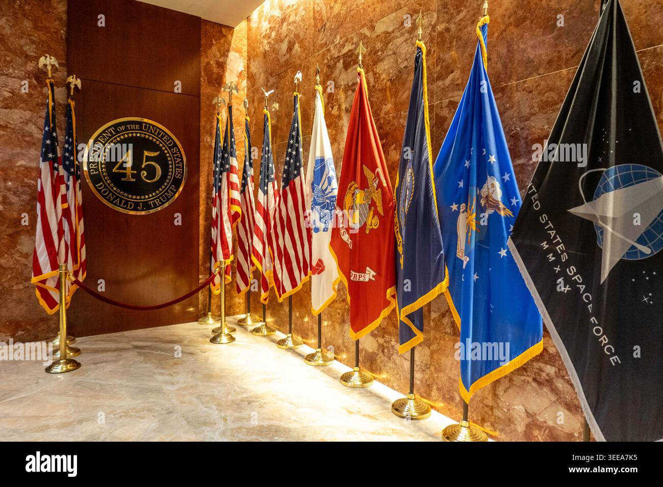 L'intérieur de la Trump Tower comprend des restaurants et des magasins, New York City, États-Unis, 2026 Banque D'Images