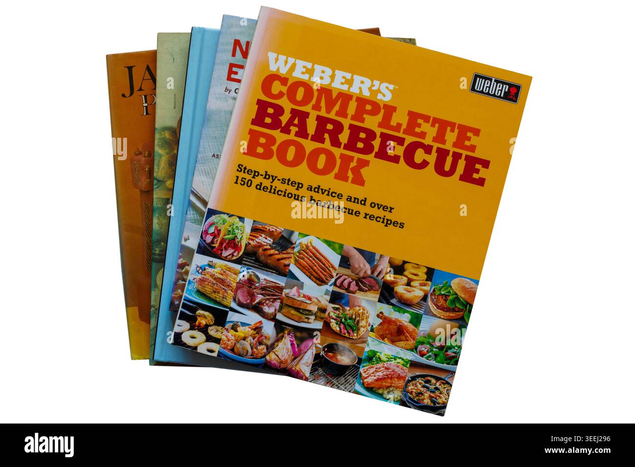 Sélection de livres de cuisine avec Weber's Complete barbecue Book par Jamie Purviance sur le dessus isolé sur fond blanc livre de cuisine livres de cuisine livre de cuisine Banque D'Images