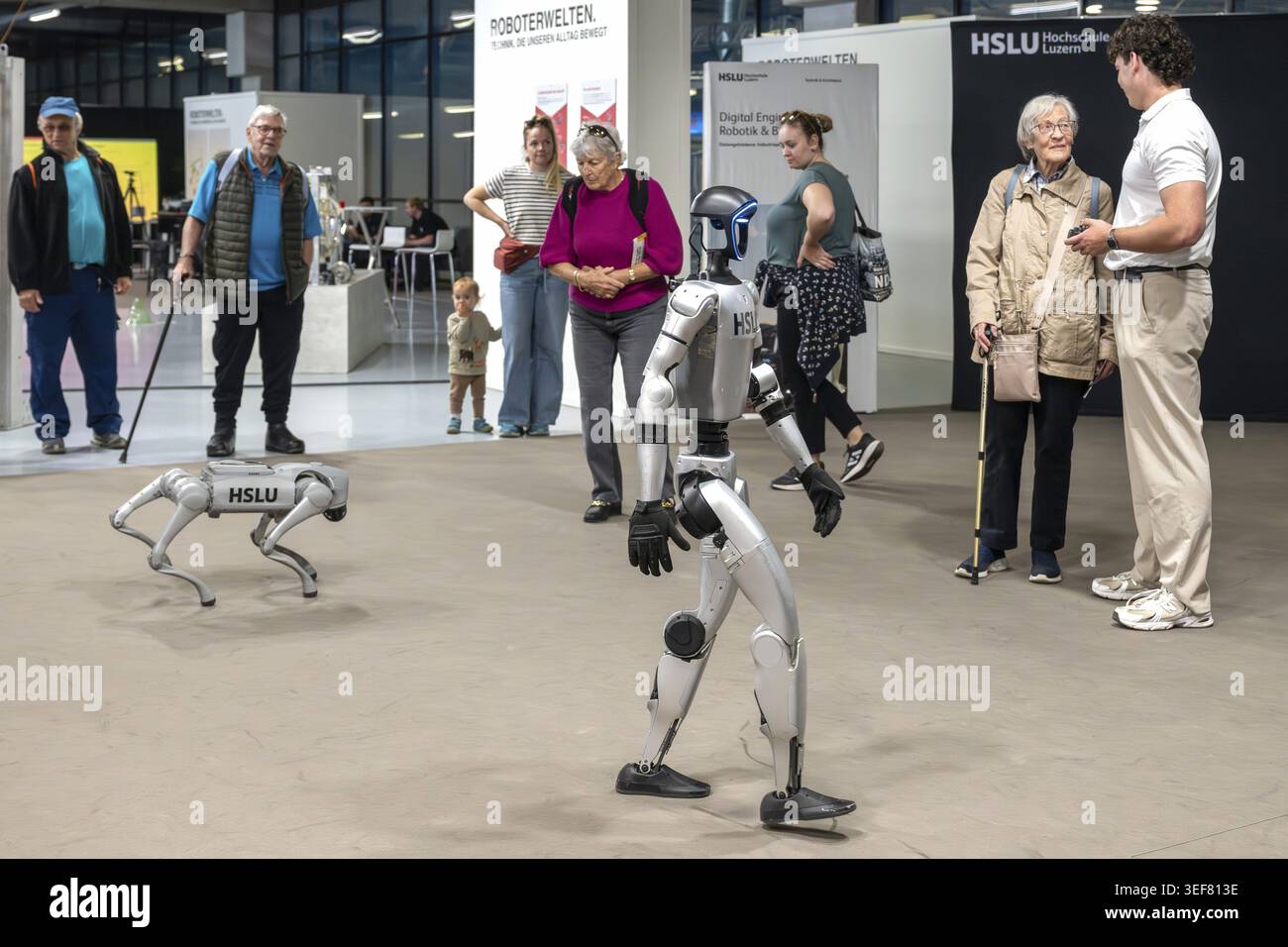 Robot humanoïde, Unitree G1, HSLU, Berne, Suisse Banque D'Images