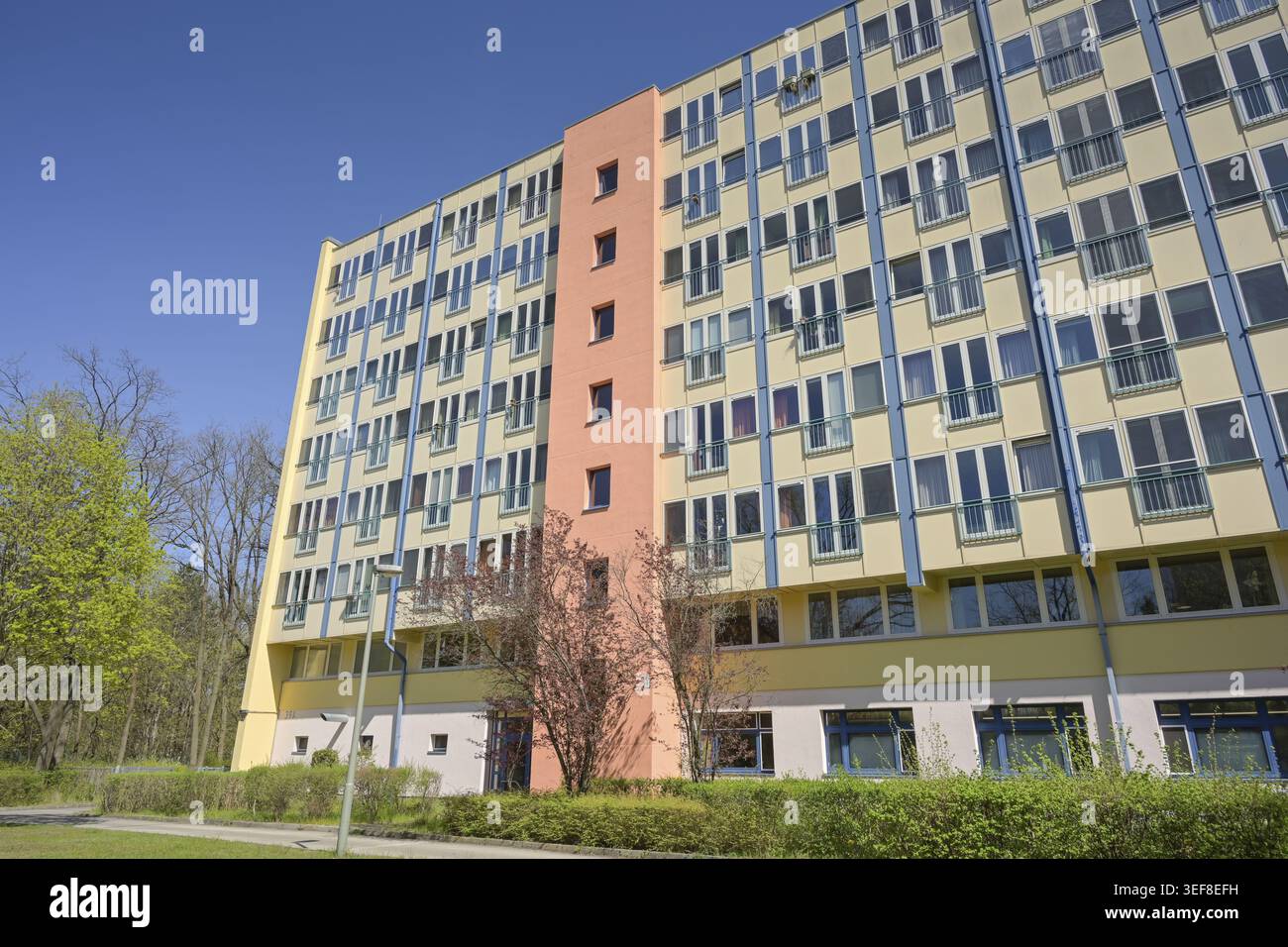 Koepenick social Foundation Senior Citizens' Center, Werlseestrasse, Friedrichshagen, Treptow-Koepenick District, Berlin, Allemagne Banque D'Images