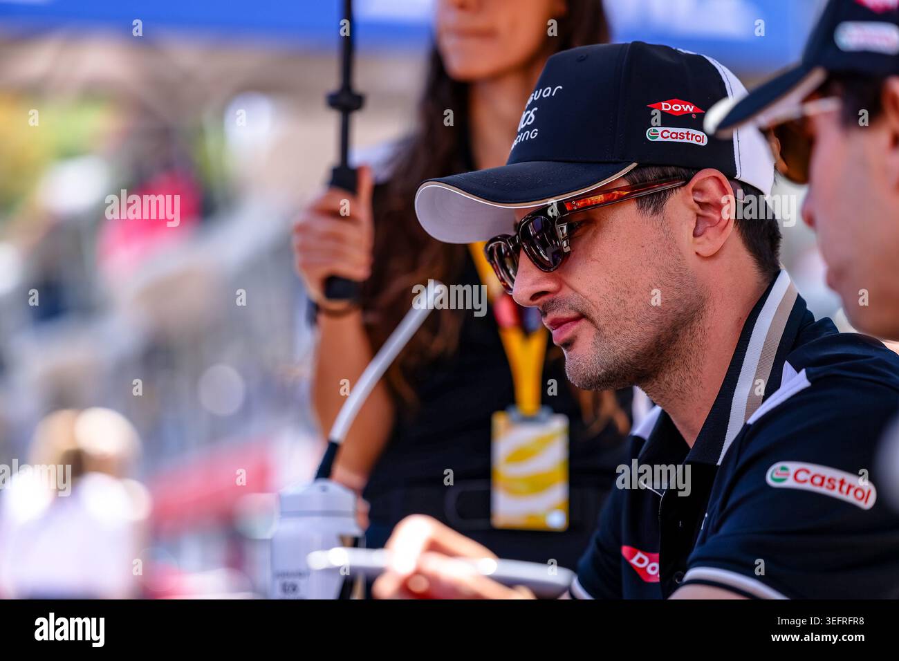 Mitch Evans (Jaguar TCS Racing, #09) lors de la séance autographe, Championnat du monde ABB FIA Formula E, Monaco e-Prix 2026, Monte Carlo, saison 12 2025/26, Round 9, 16 mai 2026, photo : Eibner-Pressefoto/Laura Roemer Banque D'Images