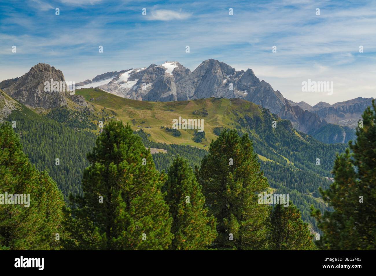 Montagne Marmolada dans le nord-est de l'Italie. Trentin. Dolomites. Banque D'Images