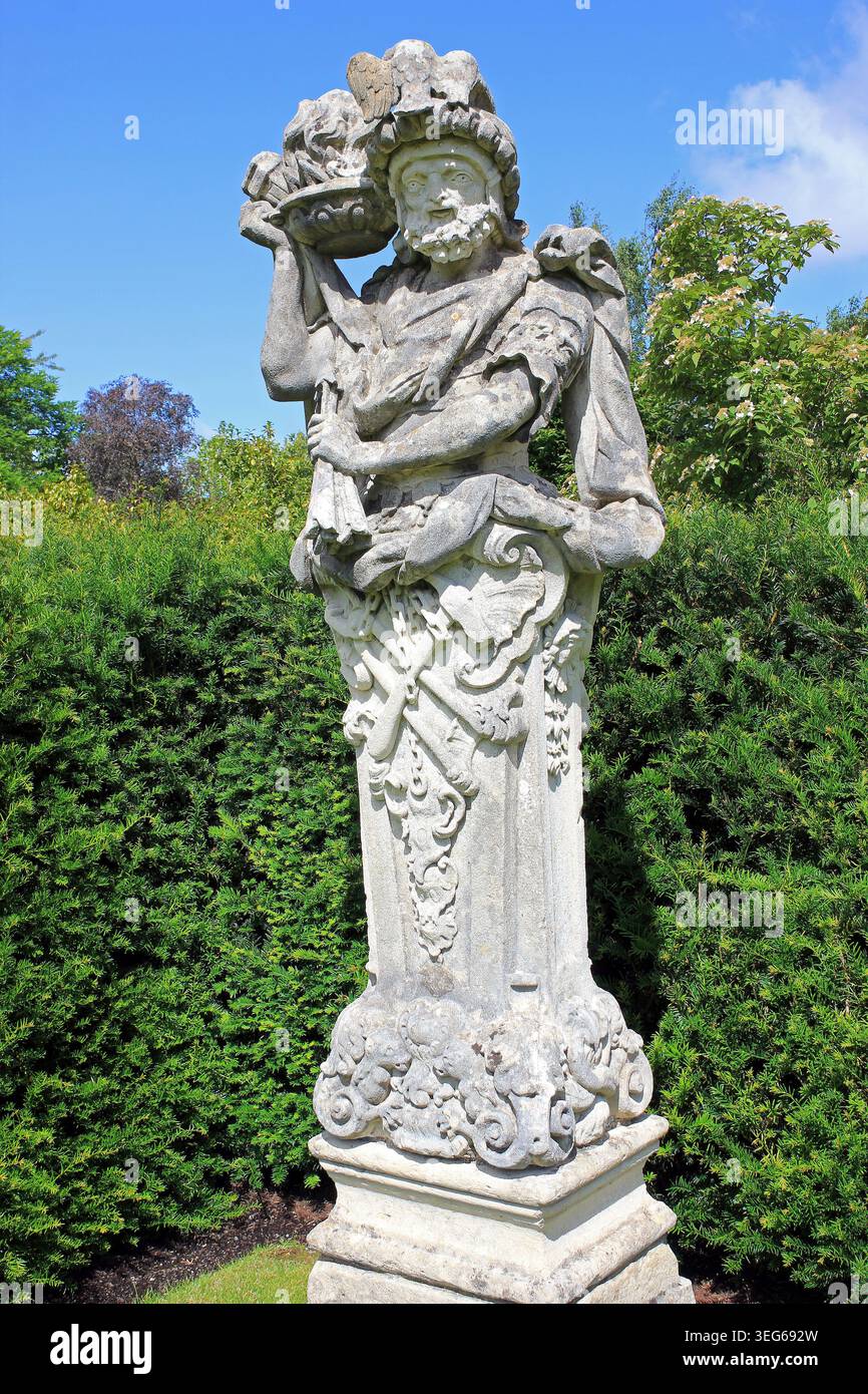 Statue en pierre du Dieu romain Jupiter Banque D'Images