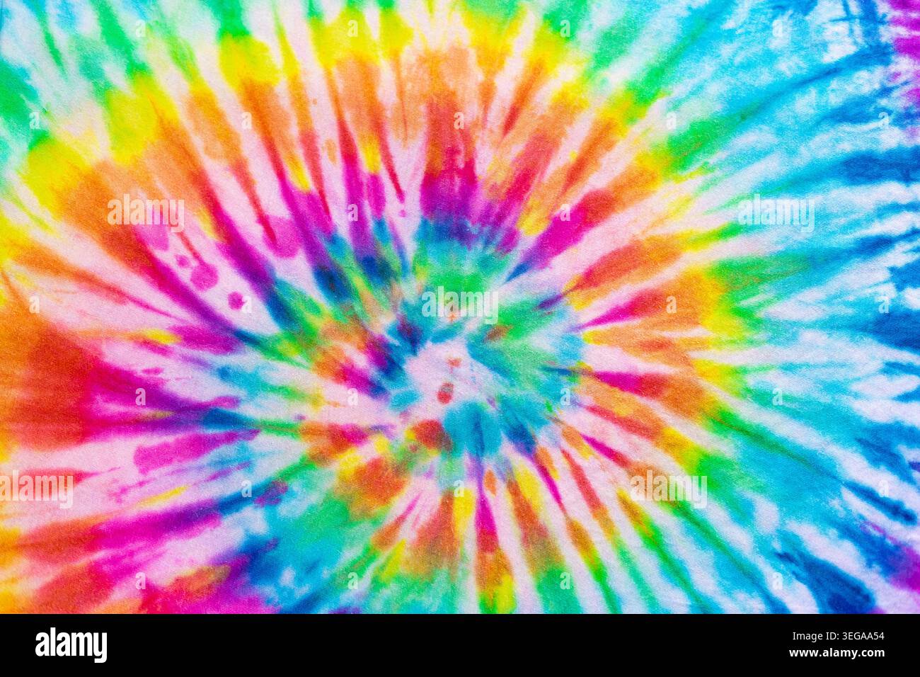 Real Authentic Tie Dye Rainbow All Colors Spectrum Spiral Pattern sur coton matériel fond d'écran Tye Die Banque D'Images