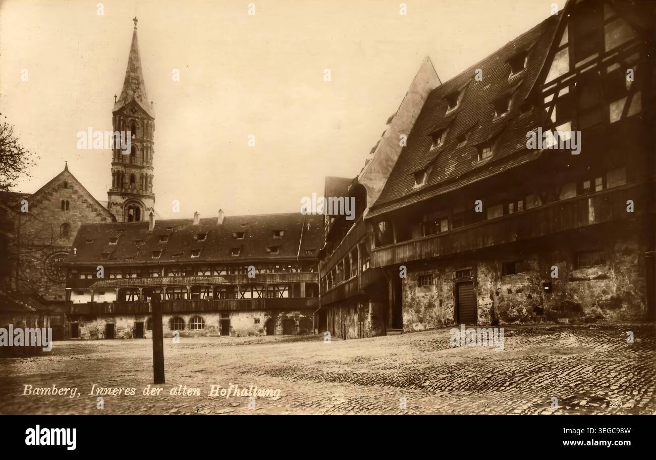 Historische Ansichtskarte um 1900, Bamberg, Hofhaltung, Oberfranken, Bayern, Deutschland, digitale Reproduktion einer historischen Postkarte, public domain, aus der damaligen Zeit, genaues Datum unbekannt Banque D'Images