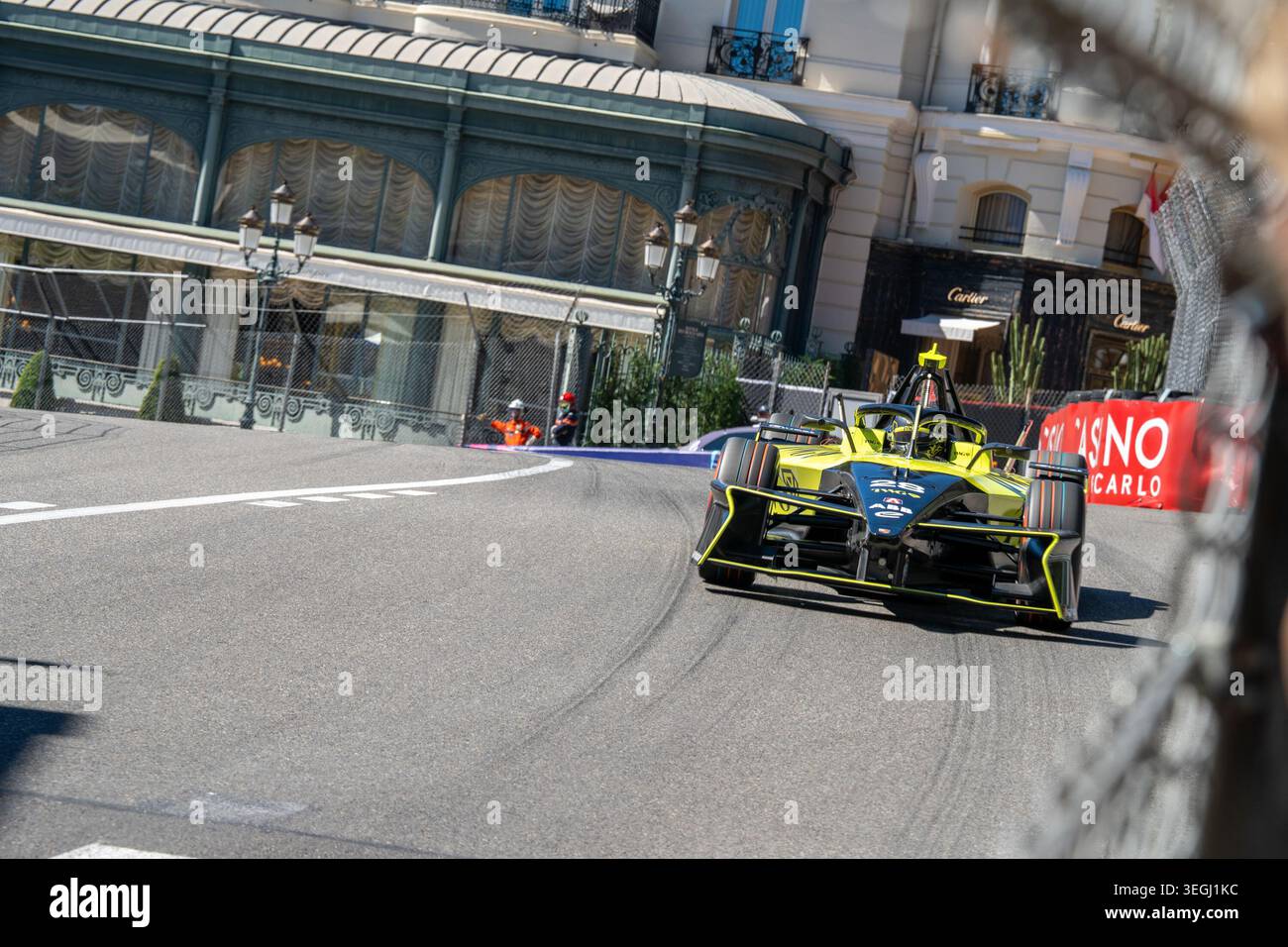 Monaco E-Prix FIA Formula E saison 12, course 9 - qualification - samedi 16 mai, Monaco Street circuit - à Monaco - #28 Felipe Drugovich (BRA) - A. Banque D'Images