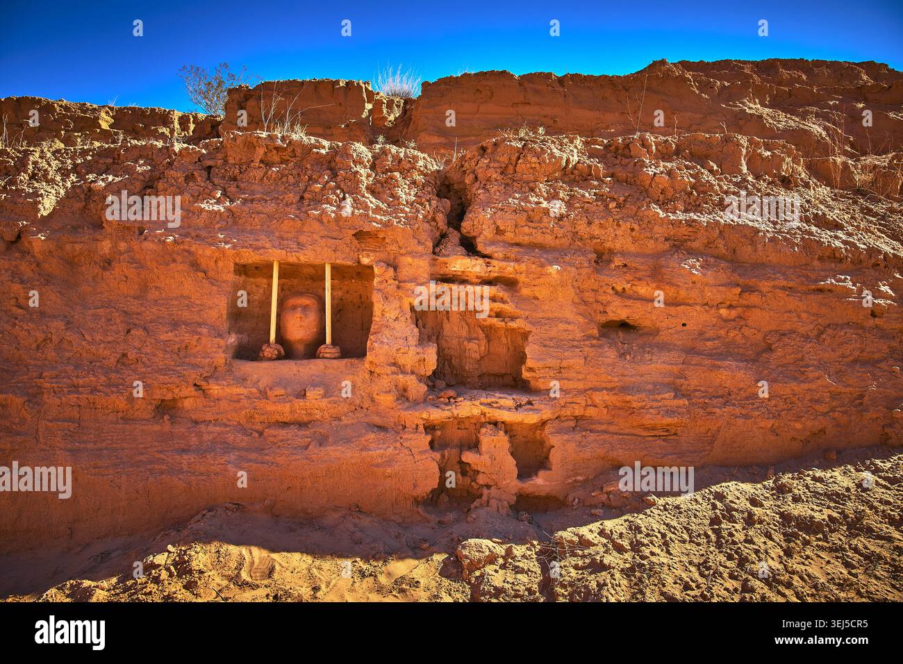 Little Mount Rushmore Carving dans Red Sandstone Cliff Mesquite Nevada Banque D'Images