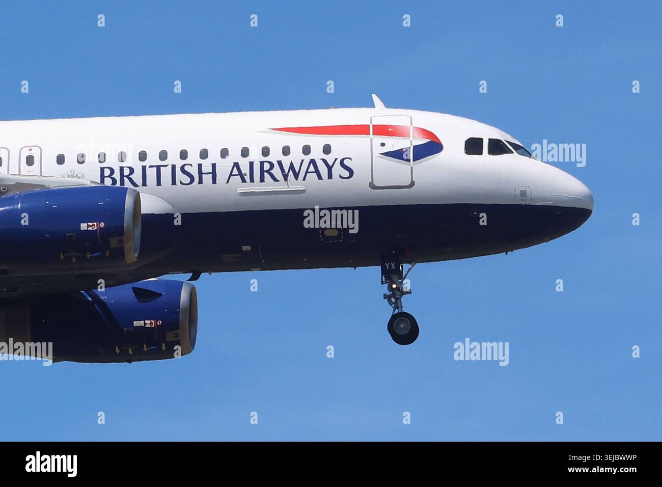 28.05.2026, xsvx, Reise, Urlaub, Wirtschaft, emwir, g-EUYX British Airways Airbus A320-232 WL HEX Code 406B62 im Landeanflug auf Frankfurt Francfort *** 28 05 2026, xsvx, voyage, vacances, économie, emwir, g EUYX British Airways Airbus A320 232 WL HEX Code 406B62 en approche de Francfort Francfort Banque D'Images