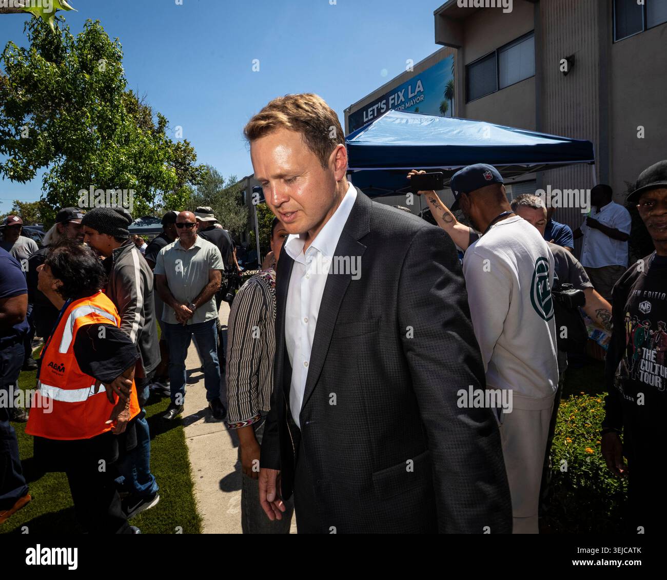 LOS ANGELES, CA - 20 MAI 2026 : le candidat à la mairie Spencer Pratt organise une fête de bloc communautaire dans la région de Hyde Park, dans le sud de Los Angeles. Banque D'Images