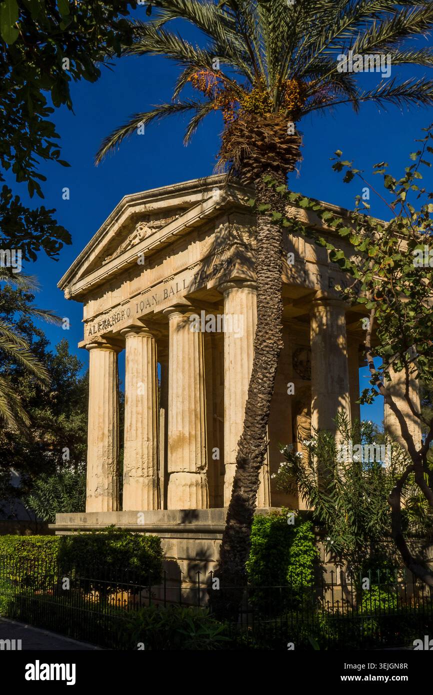 Malte - la Valette, Mémorial de Sir Alexander Ball aux jardins de Lower Barrakka Banque D'Images