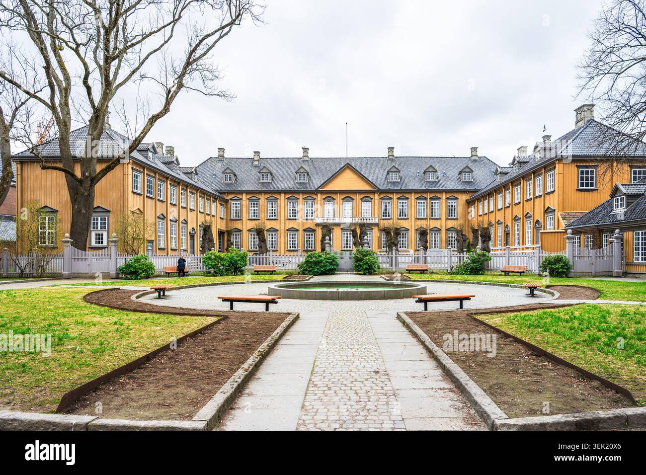 Royal Residence Stiftsgarden à Trondheim, Norvège. C'est l'un des plus grands bâtiments en bois d'Europe du Nord. Banque D'Images