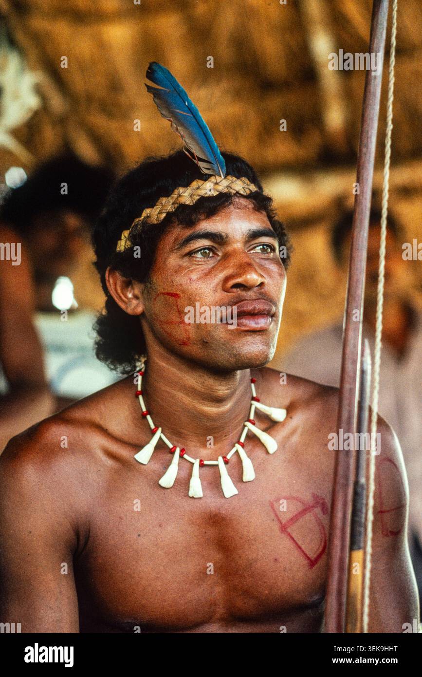 La province de Bahia Brésil Juillet 1991 : les Indiens pataxó, chassés de leurs terres par les grands éleveurs font campagne pour établir une réserve indienne des pataxó. Banque D'Images