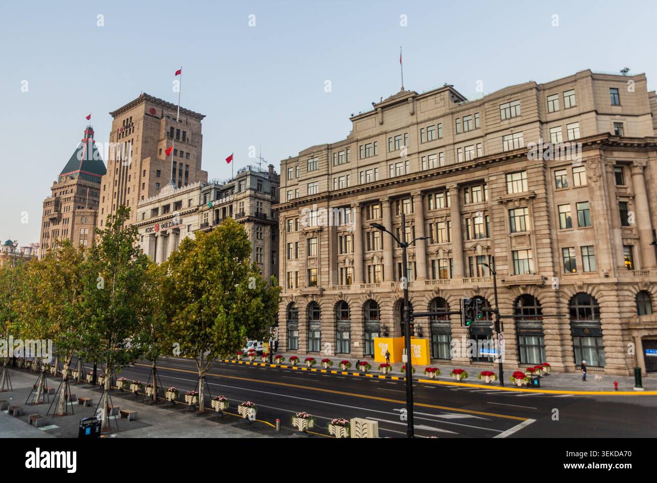 SHANGHAI, CHINE - 24 OCTOBRE 2019 : bâtiments historiques du Bund à Shanghai, Chine Banque D'Images