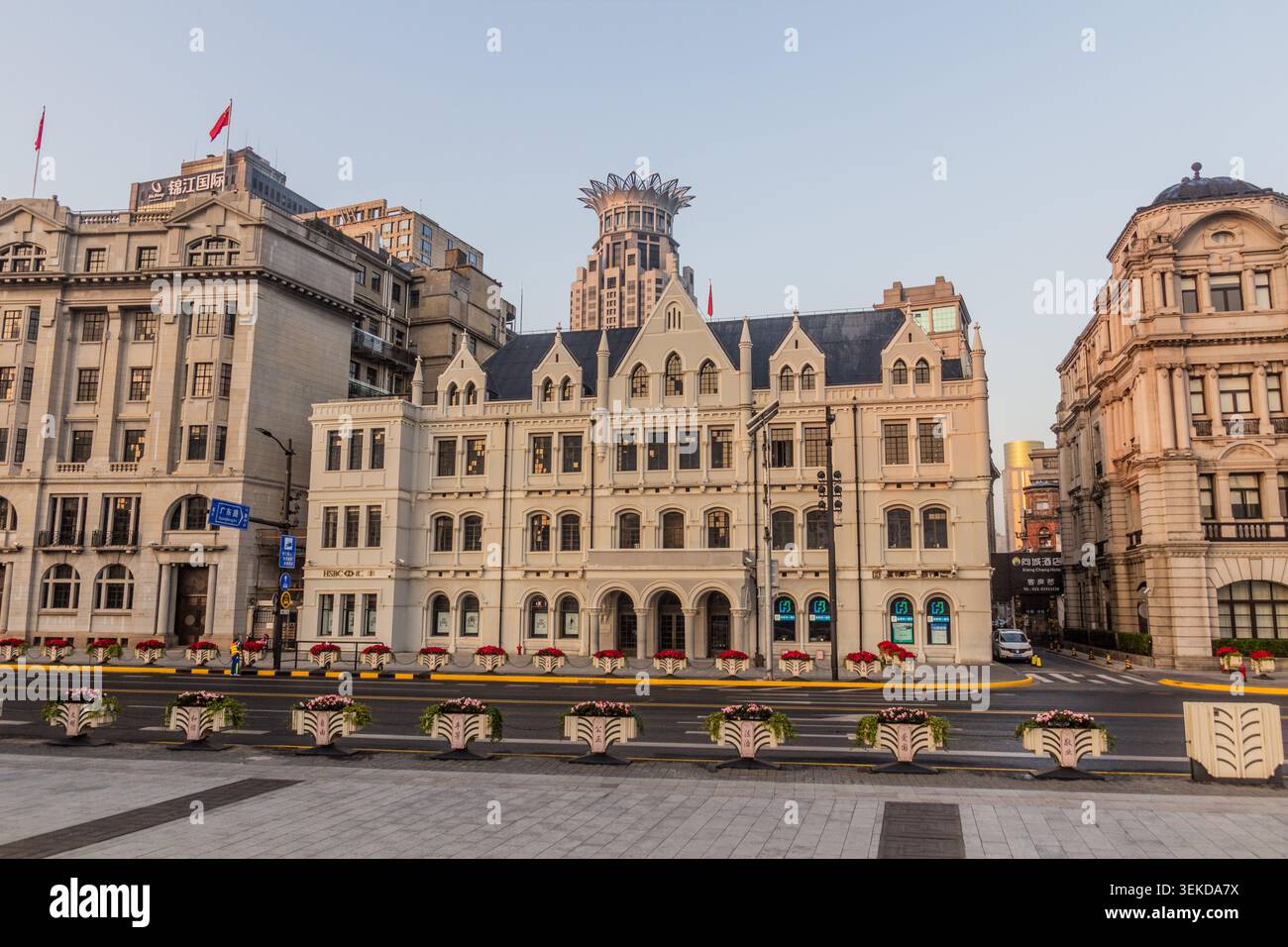 SHANGHAI, CHINE - 24 OCTOBRE 2019 : bâtiments historiques du Bund à Shanghai, Chine Banque D'Images