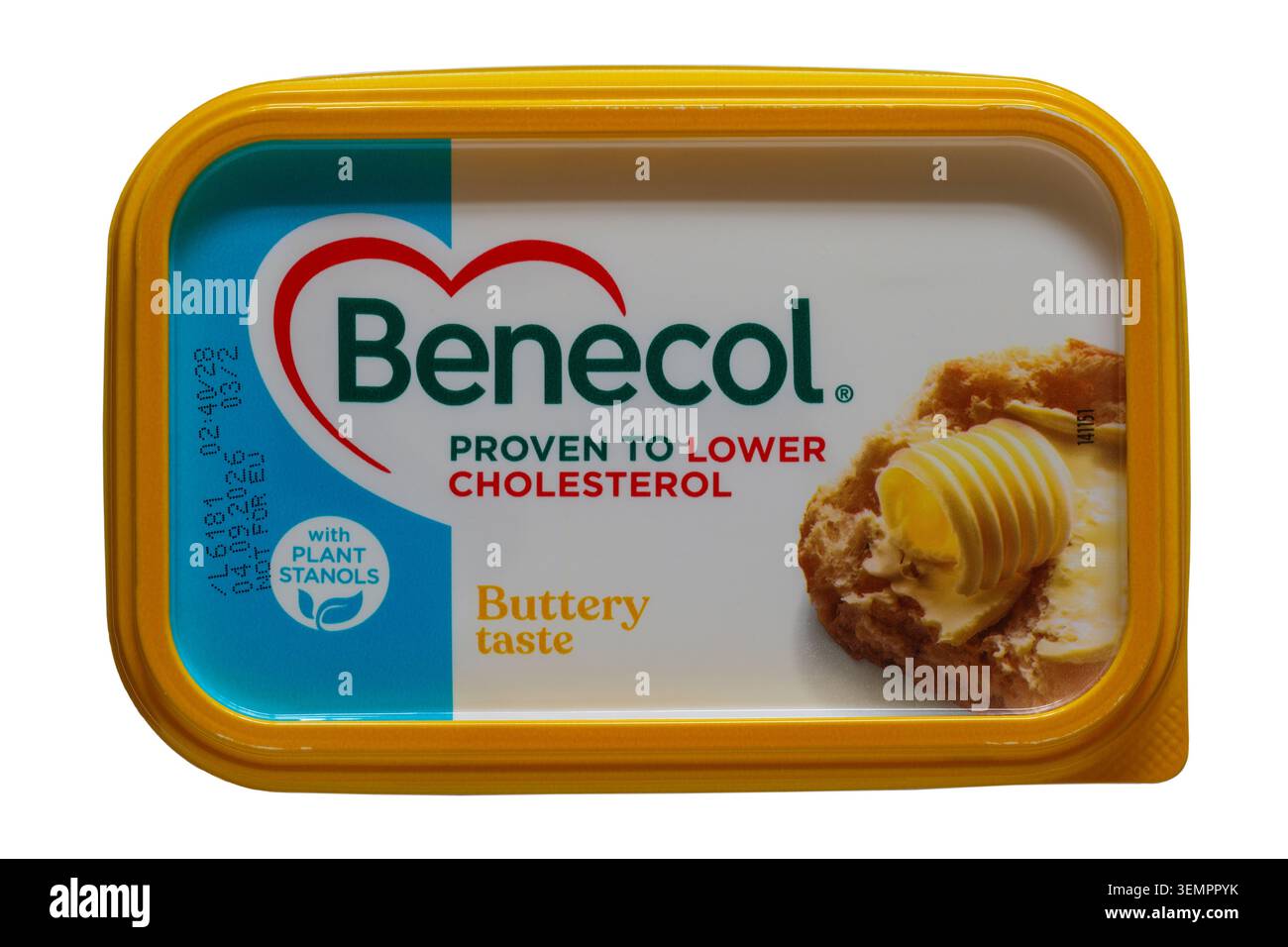 Tub of Benecol Buttery Taste Spread prouvé pour abaisser le cholestérol avec des stanols végétaux isolés sur fond blanc Banque D'Images