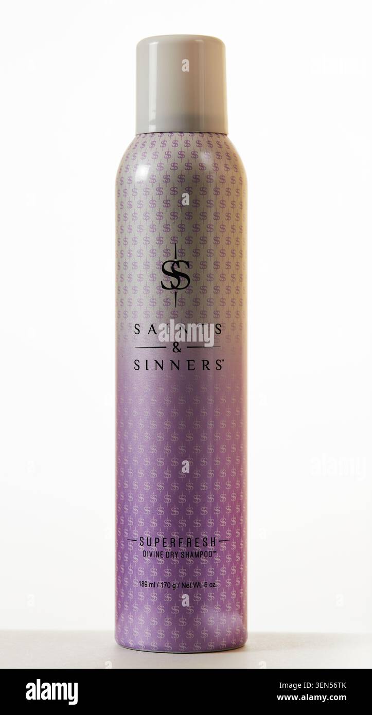 Saints & Sinners Superfresh Divine Dry Shampoo. 189 ml / 170 g / poids net 6 oz Banque D'Images