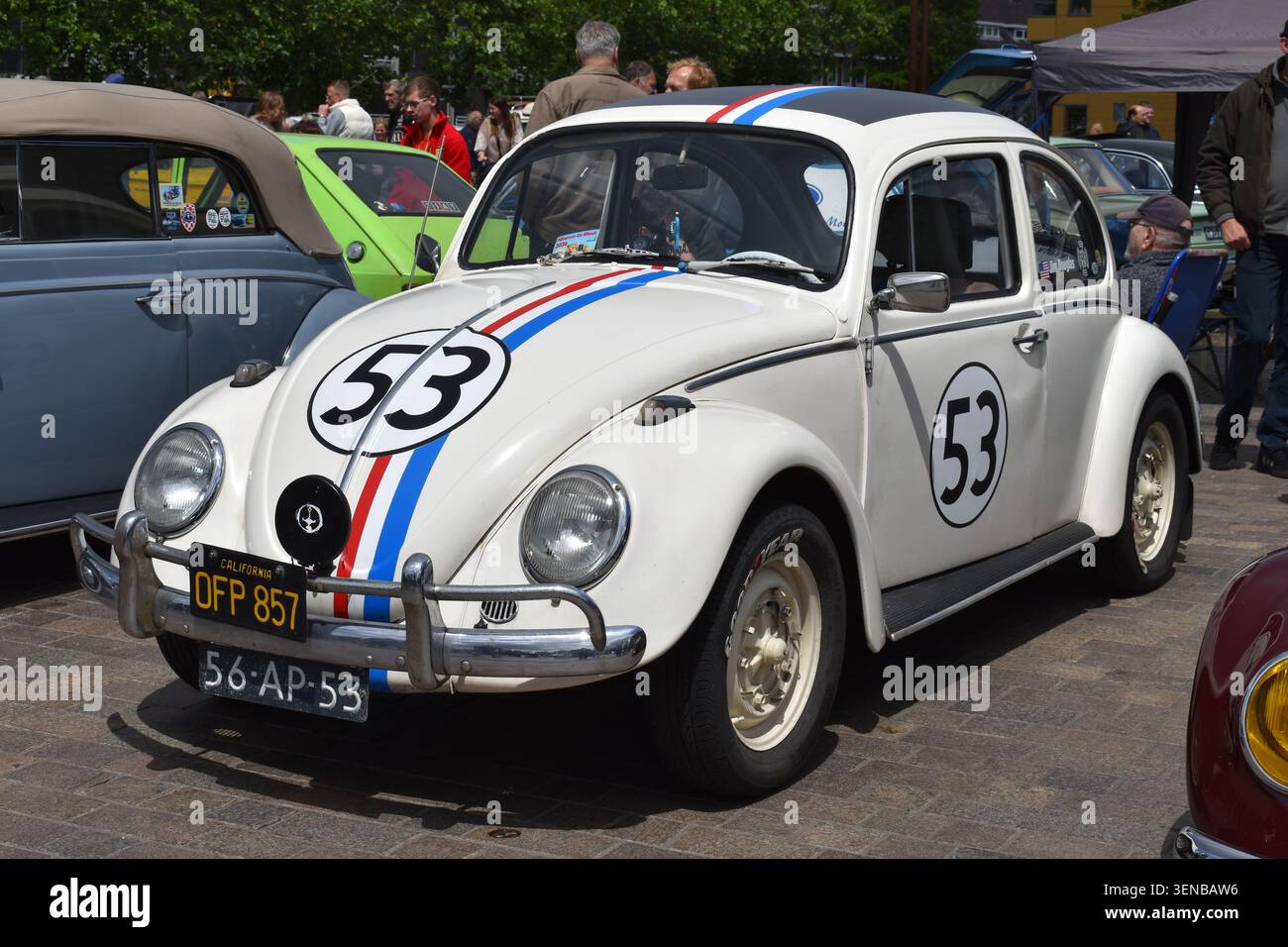 Hilversum, pays-Bas - 7 juin 2026 : classique blanc 1973 Volkswagen Beetle, des films 'Herbie' Banque D'Images