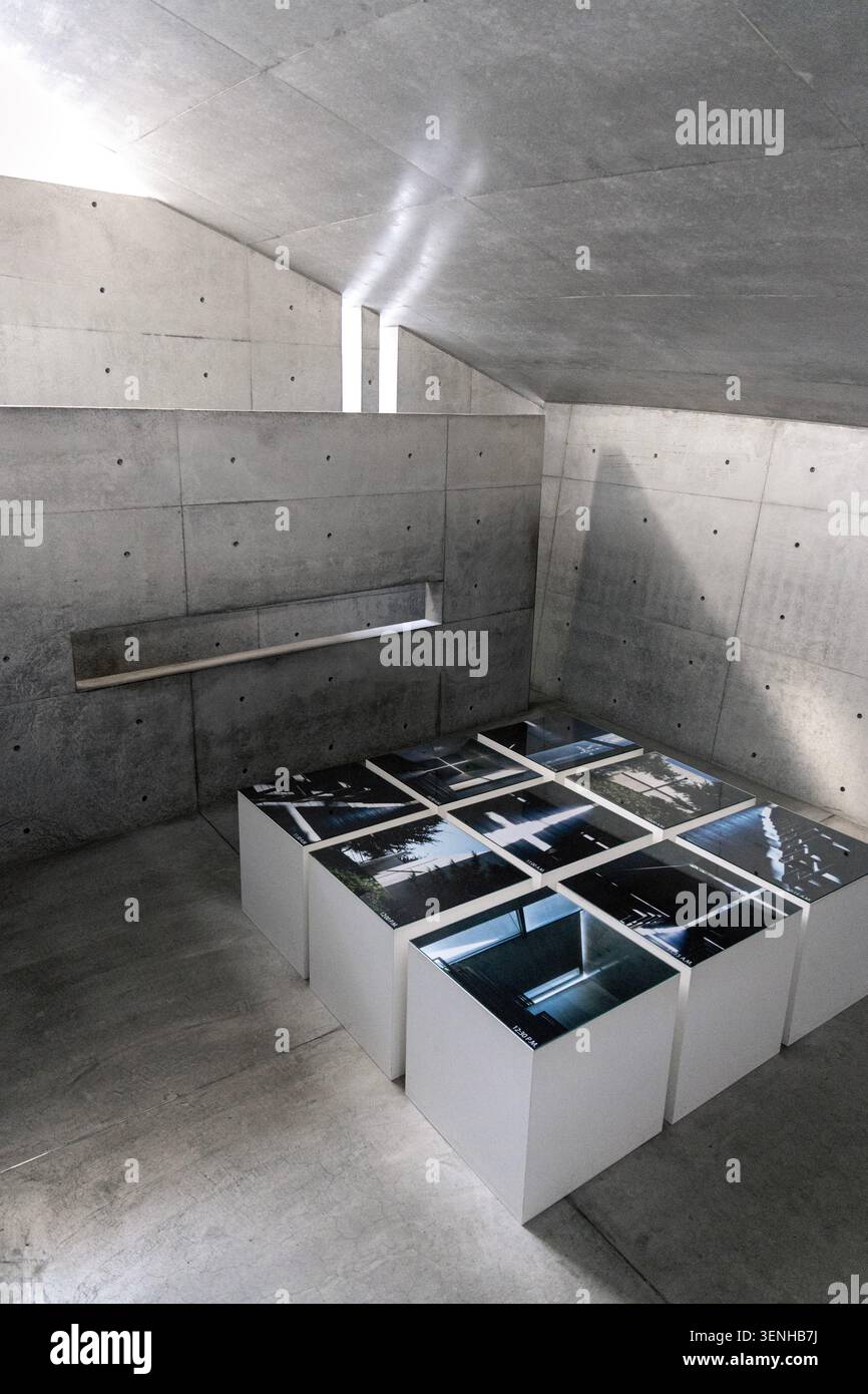 Intérieur du musée Ando, Honmura, île de Naoshima, Shikoku, Japon Banque D'Images