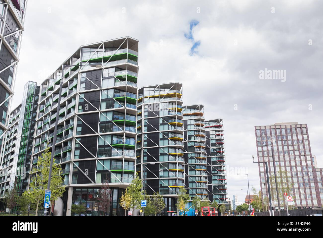 Riverlight Quay appartements bâtiments et domaine public Banque D'Images