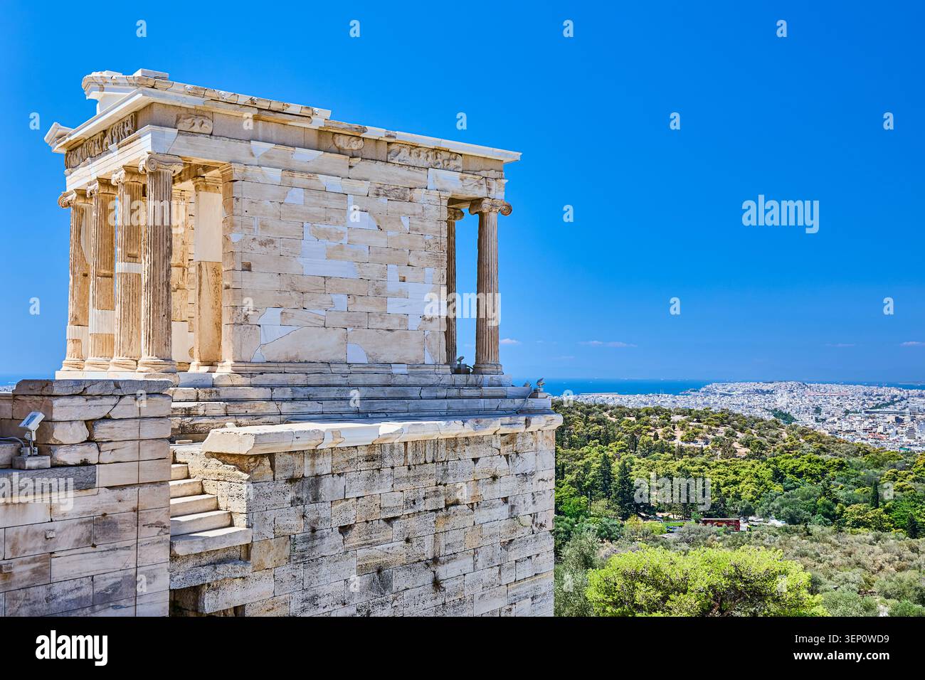 Le Temple d'Athéna Nike, est un temple sur l'Acropole d'Athènes, dédié aux déesses Athéna et Nike, construit autour de 420 av. J.-C., Athènes, Grèce Banque D'Images