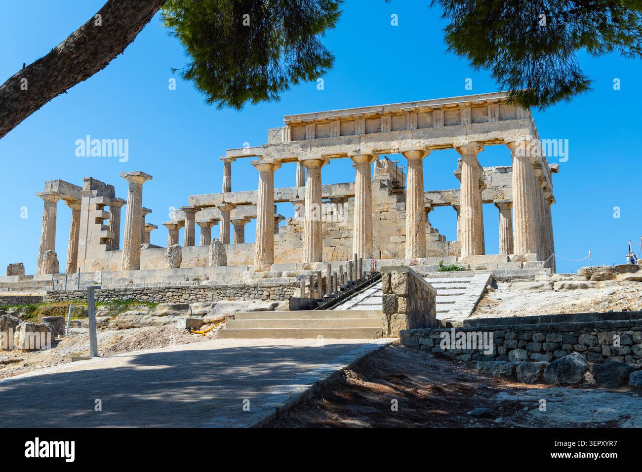 Temple d'Aphaia sur l'île d'Egine, îles Saroniques, Grèce Banque D'Images