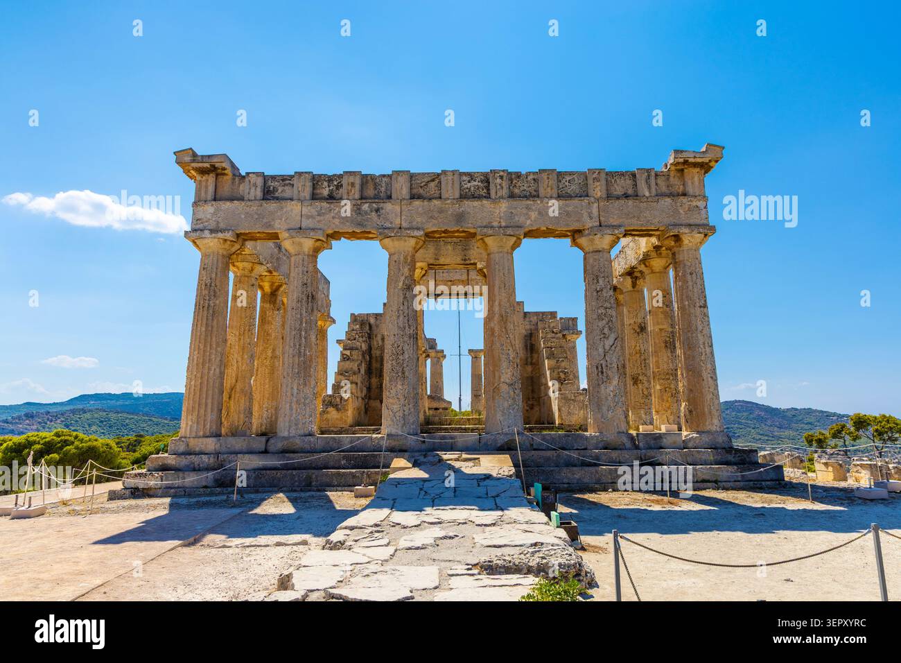 Temple d'Aphaia sur l'île d'Egine, îles Saroniques, Grèce Banque D'Images