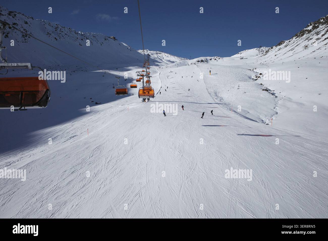 Davos, Suisse. 24 décembre 20205. Pistes de ski de Davos. la photo a été prise depuis un télésiège. Banque D'Images