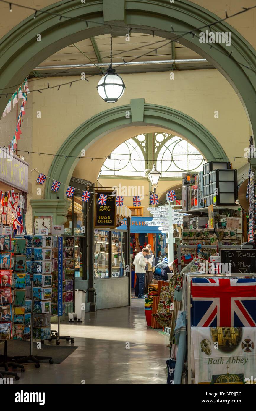 Bath Guildhall Indoor Market le plus ancien centre commercial de la ville, Bath, Angleterre Banque D'Images