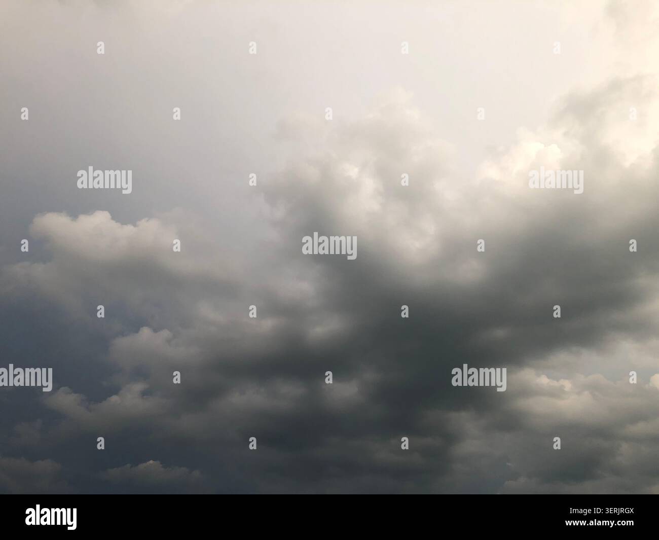ciel avant la pluie Banque D'Images