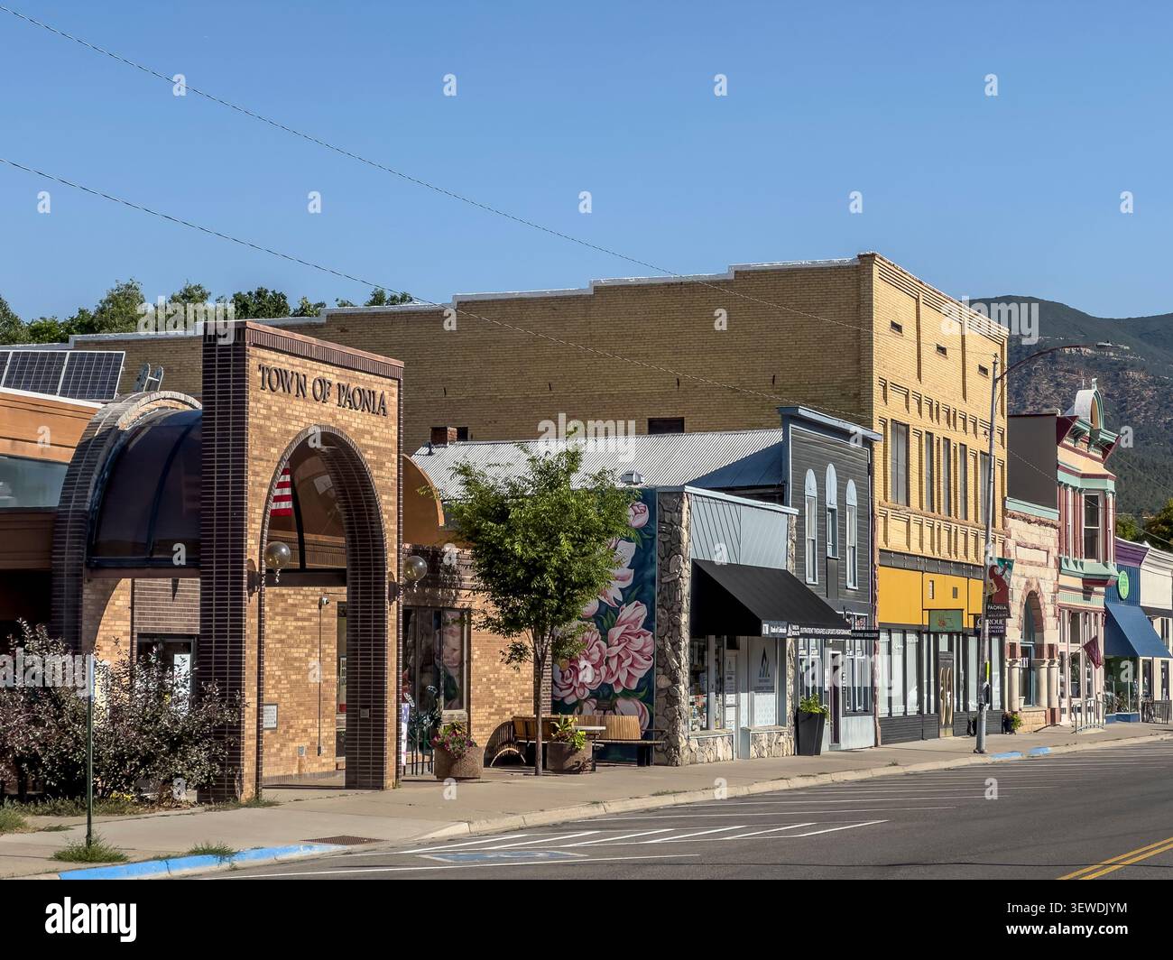 Grand Avenue, centre-ville de Paonia, Colorado. Banque D'Images
