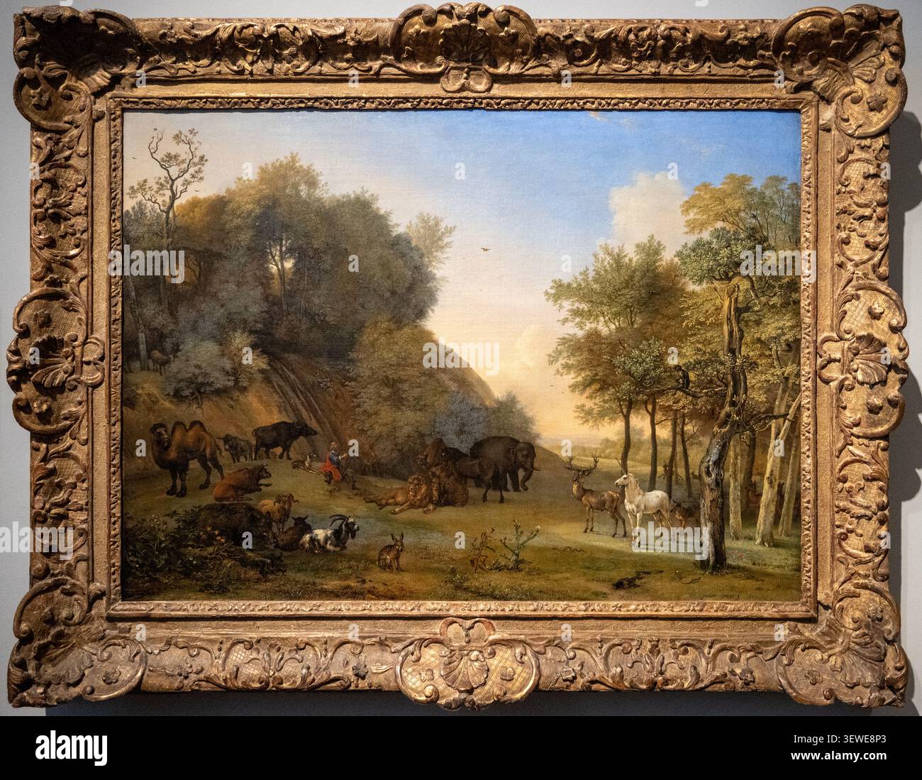 Amsterdam, pays-Bas - 15 avril 25 : peinture de paysage encadrée avec des animaux dans une clairière boisée exposée au Rijksmuseum, Amsterdam, pays-Bas. Banque D'Images